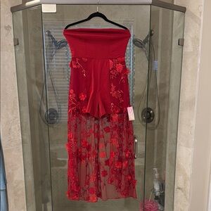 Chic Red Strapless Romper with Floral Lace